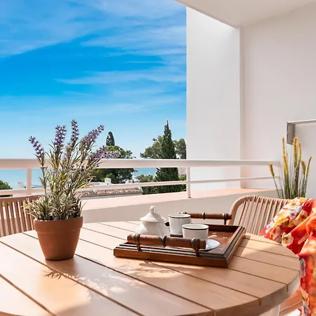Apartment Close To The & Balcony With Sea Views Fuengirola